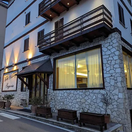 Hotel Seggiovia 3*